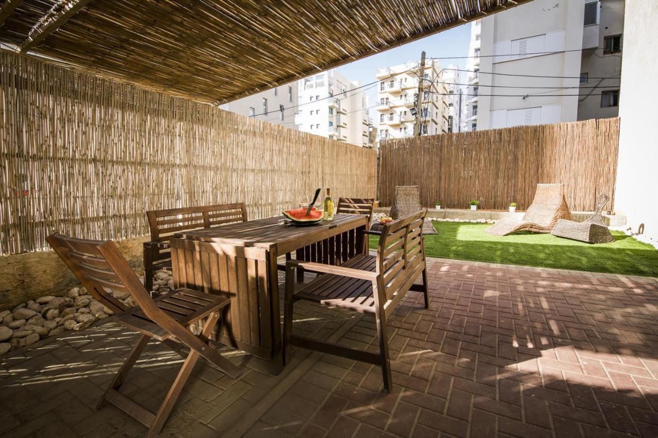 Appartamento Miraks Harav Kuk Tel Aviv Esterno foto