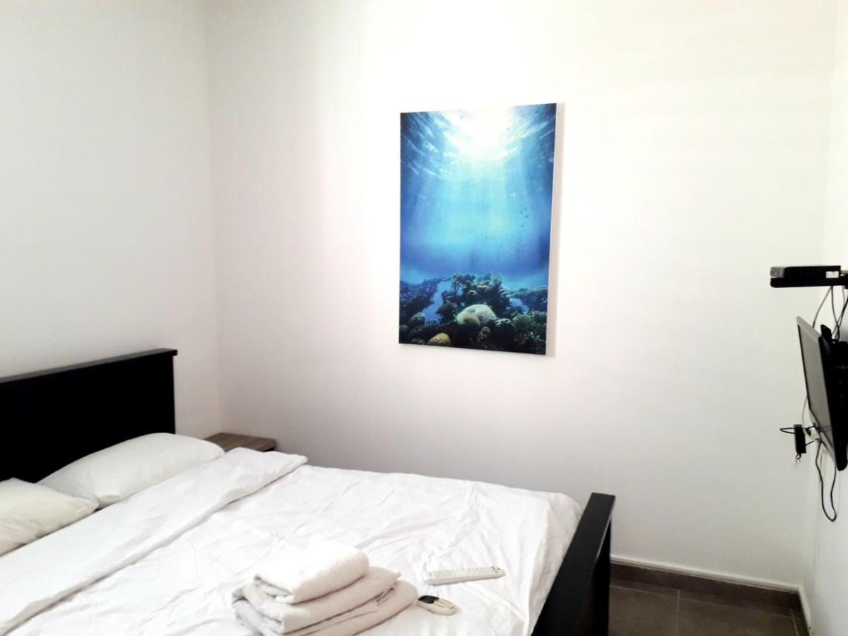 Appartamento Miraks Harav Kuk Tel Aviv Esterno foto