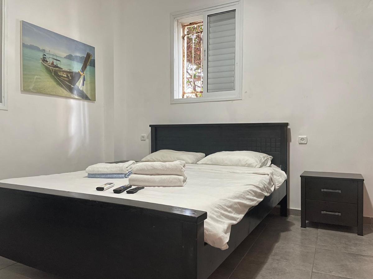 Appartamento Miraks Harav Kuk Tel Aviv Esterno foto