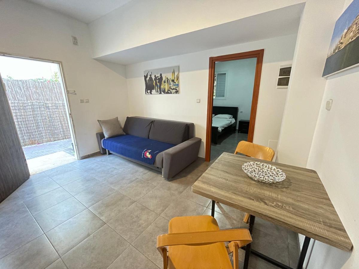 Appartamento Miraks Harav Kuk Tel Aviv Esterno foto