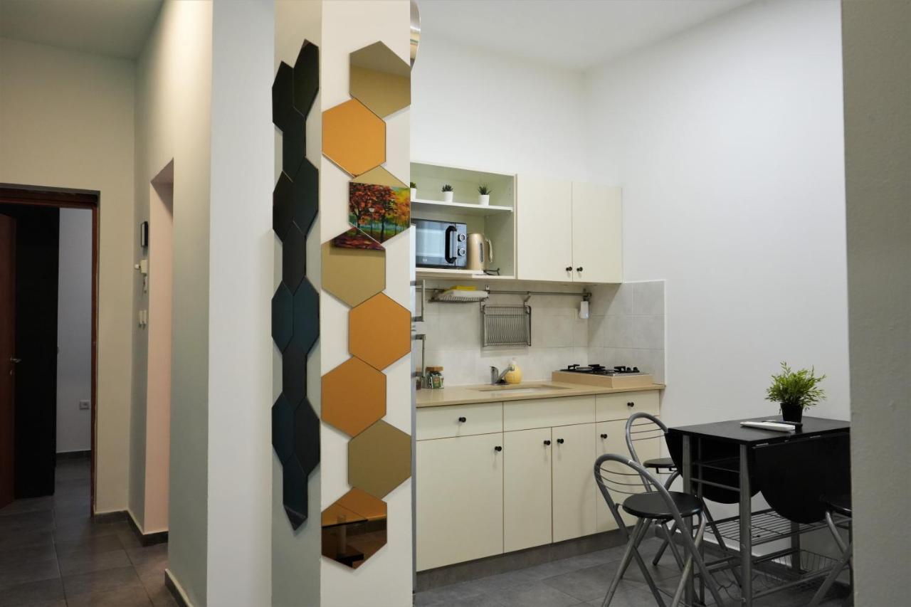 Appartamento Miraks Harav Kuk Tel Aviv Esterno foto