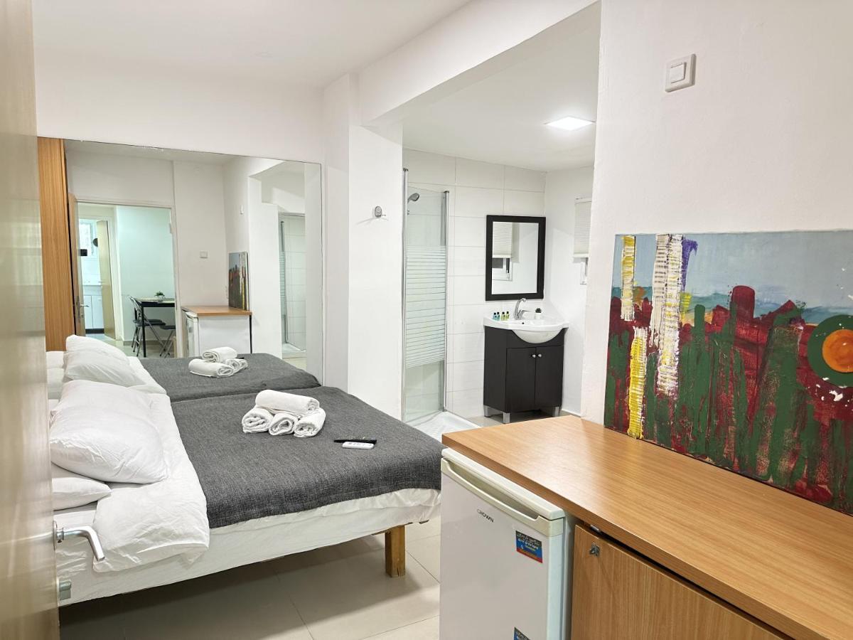 Appartamento Miraks Harav Kuk Tel Aviv Esterno foto