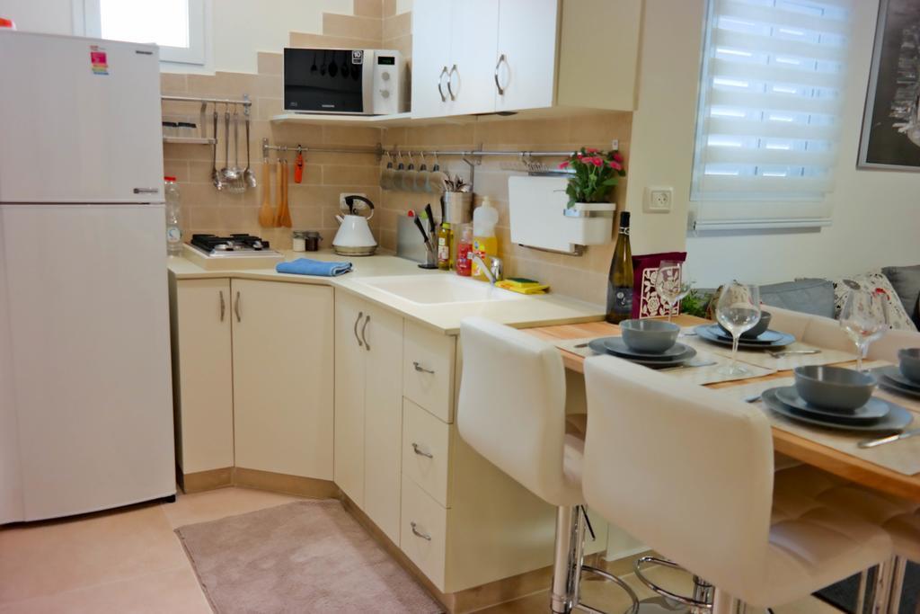 Appartamento Miraks Harav Kuk Tel Aviv Esterno foto